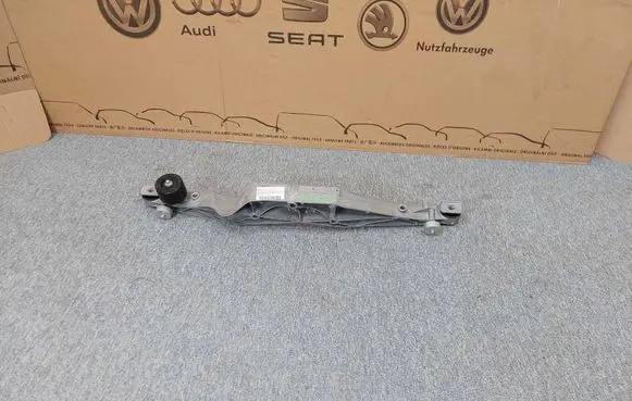 Mini Clubman F54 Rear differential/diff mount bracket 6852896 6868777 33366868777