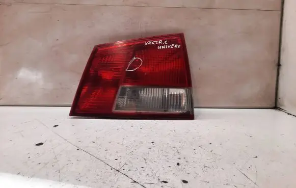 Opel Vectra C Tailgate rear/tail lights 24469464