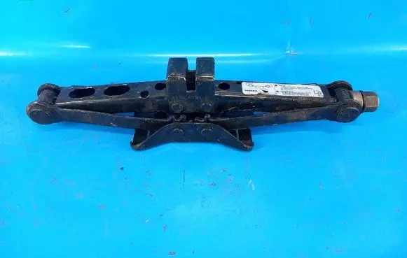 Mazda 6 Lift Jack GS3L37790