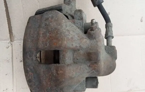 Volkswagen Sharan Front brake caliper 000
