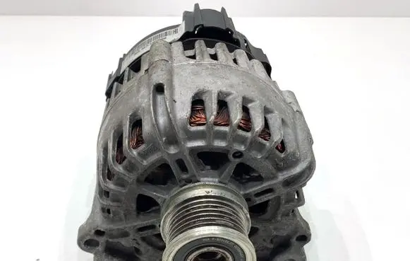 Audi A4 S4 B9 8W Generator/alternator EG15T015