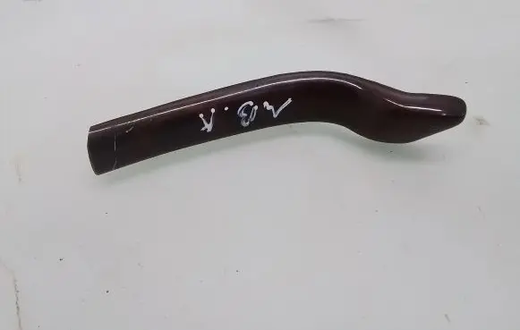 Dashboard glove box trim
