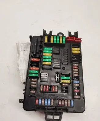 BMW X5 F15 Fuse module 6819651