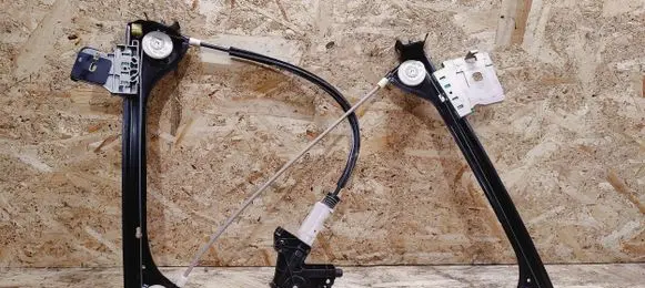 Mercedes-Benz SLK R172 Front door electric window regulator A17207200246