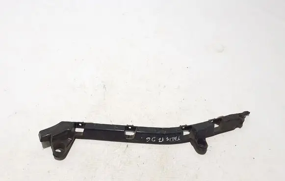 Rear bumper mounting bracket