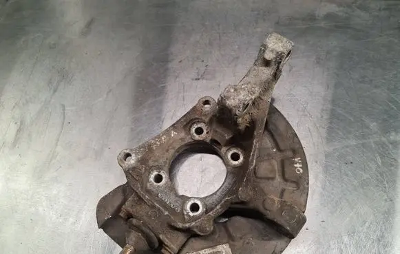 Volvo S60 Front wheel hub spindle knuckle 9461944 P39960526