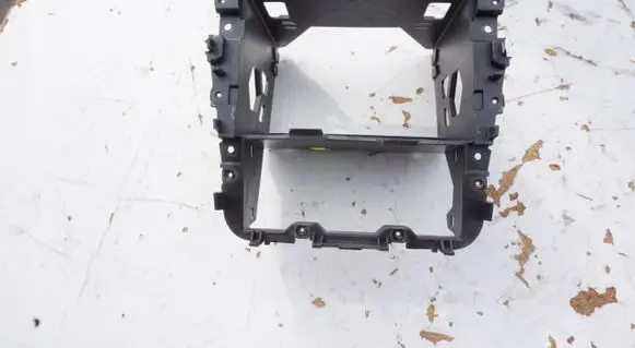 Volkswagen Golf V Audio system kit 