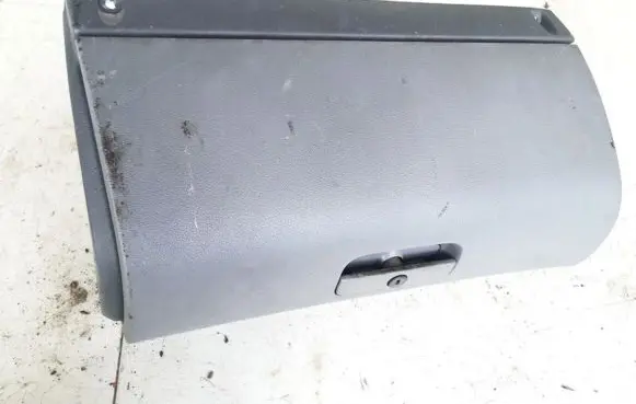 Skoda Octavia Mk1 (1U) Glove box 1u1857097