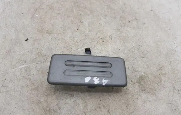 BMW 7 E65 E66 Rear seat light 6902972