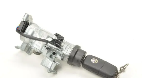 Volkswagen Golf VI Ignition lock 1K0905851B