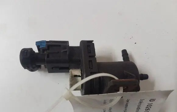 Opel Astra H Turbo solenoid valve 55566051