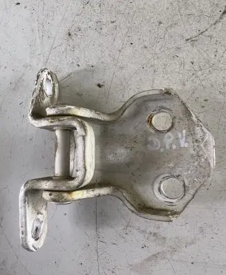 Ford Ranger Front door upper hinge