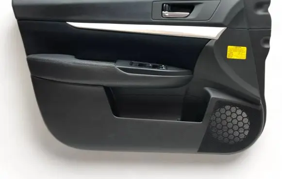 Subaru Outback Front door card panel trim S73508390