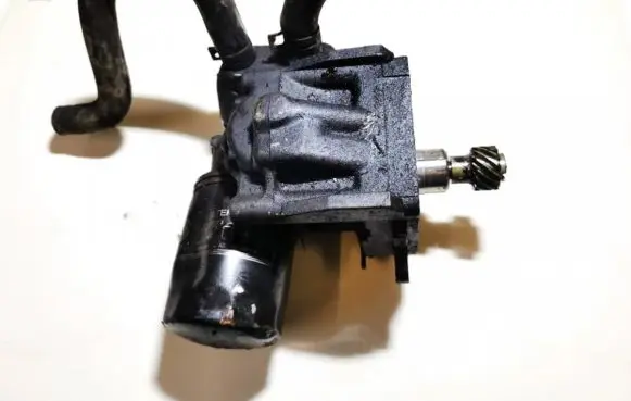 Ford Mondeo MK II Oil pump 