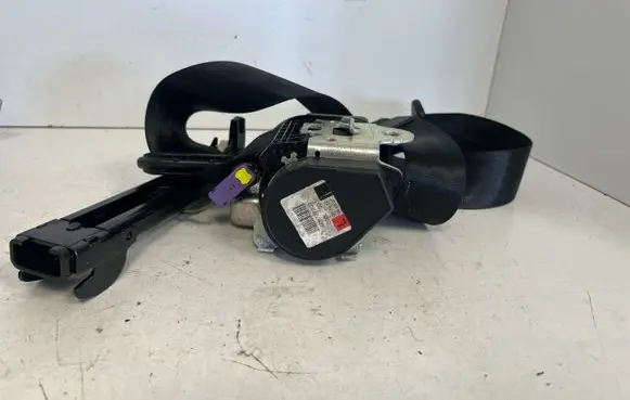 Audi Q7 4L Front seatbelt 4L1857705