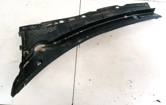 Mazda 3 I Wiper trim BP4K507S1 K2443