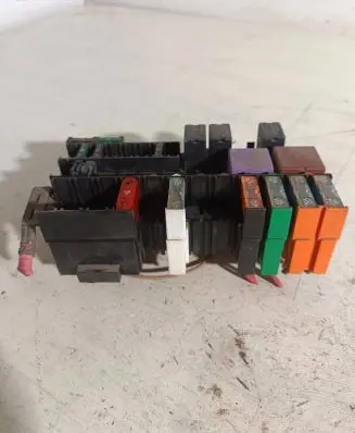 Renault Scenic I Fuse box set 7703297988