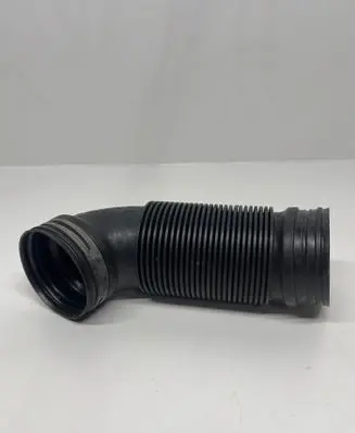 Air intake hose/pipe
