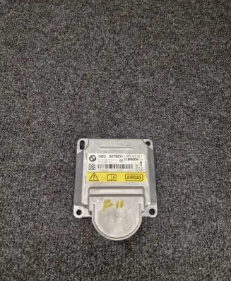 BMW 5 F10 F11 Airbag control unit/module 6879831 34526879831