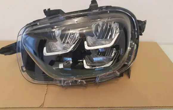 Citroen C3 Headlight/headlamp L90187742