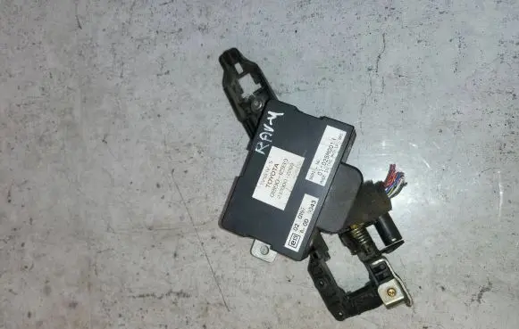 Toyota RAV 4 (XA20) Alarm control unit/module 08190-12930