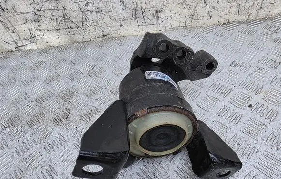 Ford Fusion II Engine mount bracket DG936F012AG