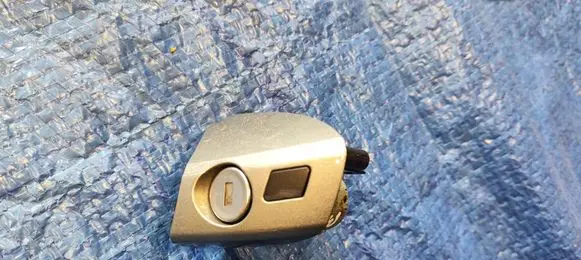 Mercedes-Benz E W212 Front door lock (next to the handle) A2047600118