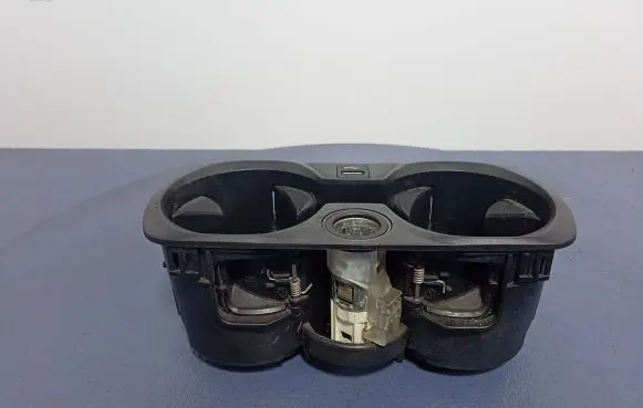BMW M3 Glove box 6809803
