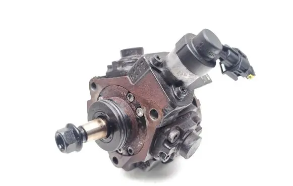 KIA Ceed Fuel injection high pressure pump 331002A400 0445010124