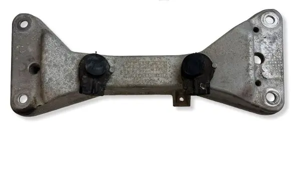 BMW 4 F32 F33 Gearbox mounting bracket 6796605
