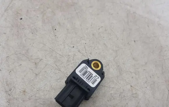 Toyota Auris 150 Airbag deployment crash/impact sensor 8983102060 TRW8983102060 0448678451