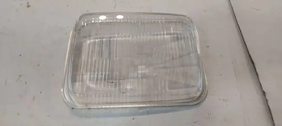 Mercedes-Benz 508 Headlight lense 0234428R20