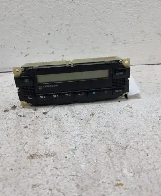 Volkswagen Golf IV Climate control unit 3B1907044