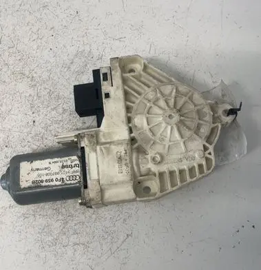 Audi A6 S6 C6 4F Front door window regulator motor 4F0959802B