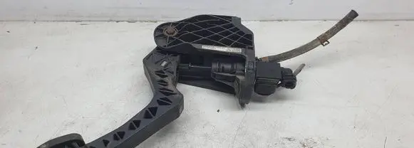 Clutch pedal