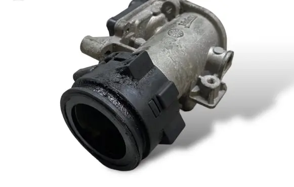 Renault Clio III Throttle valve 8200614985E 133107803