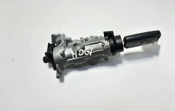 Volkswagen Golf VII Ignition lock 5Q1905865A 1K0905851