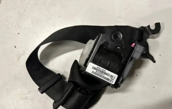 BMW X3 F25 Front seatbelt S1725843106 KR1318N12C 306961299001AH