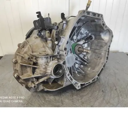 Renault Trafic III (X82) Manual 6 speed gearbox PF6050 320109931R