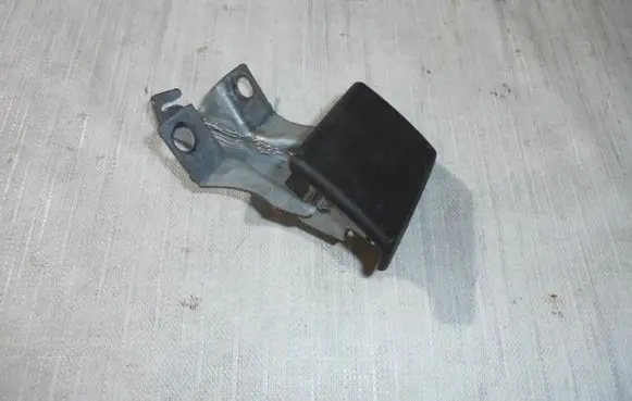 Nissan Navara D40 Engine bonnet (hood) release handle 11318702
