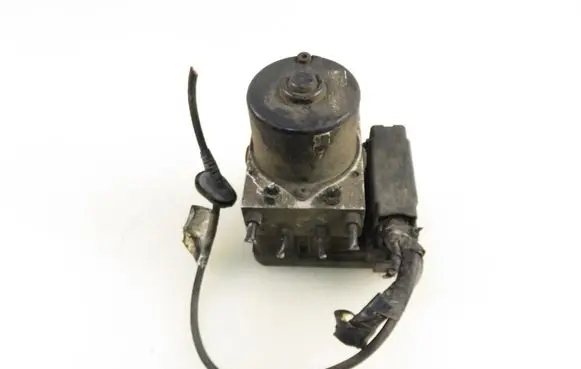 Skoda Octavia Mk1 (1U) ABS Pump 10096003363 1C0907379N