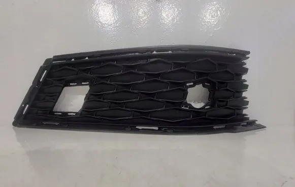 Skoda Karoq Front bumper lower grill 57A807368