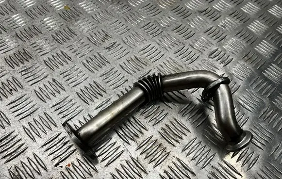 Skoda Octavia Mk2 (1Z) EGR valve line/pipe/hose 03L131521A