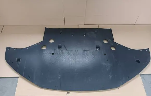 Tesla Model S Engine splash shield/under tray 105637600C