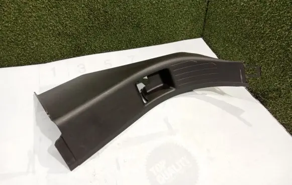 Land Rover Defender (A) pillar trim L8B202349B L8B202349