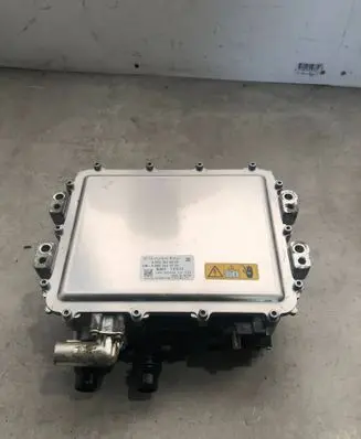 Mercedes-Benz Sprinter W907 W910 Voltage converter inverter A0003424800 A0003421000