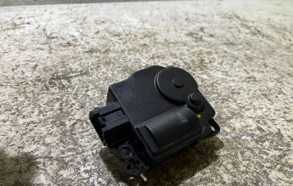 Dodge Challenger Air flap motor/actuator 545250008 GL545001 0229403B