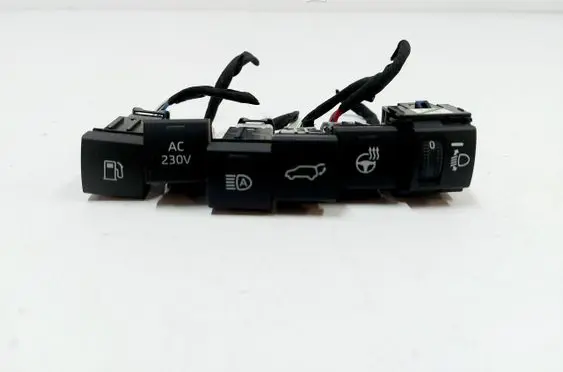 Toyota C-HR II Steering wheel heating switch CHR