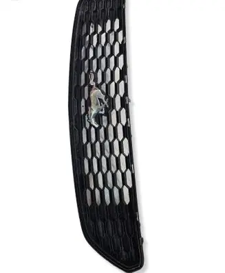 Ford Mustang VI Front bumper upper radiator grill F903A FR3B8200AE FR3B8150AAW