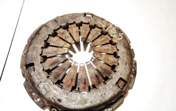 Toyota Avensis T220 Pressure plate 